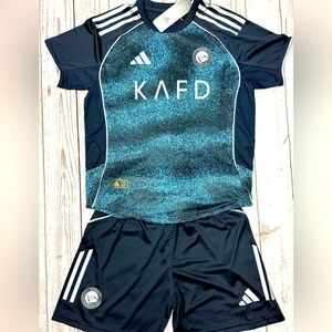 YOUTH Ronaldo Jersey NEW!! 25-26’ Kit (Jersey + Shorts) Kids Sets LARGE (28)